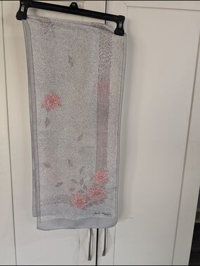 Yvette Montagne Paris Floral Print Lightweight Scarf